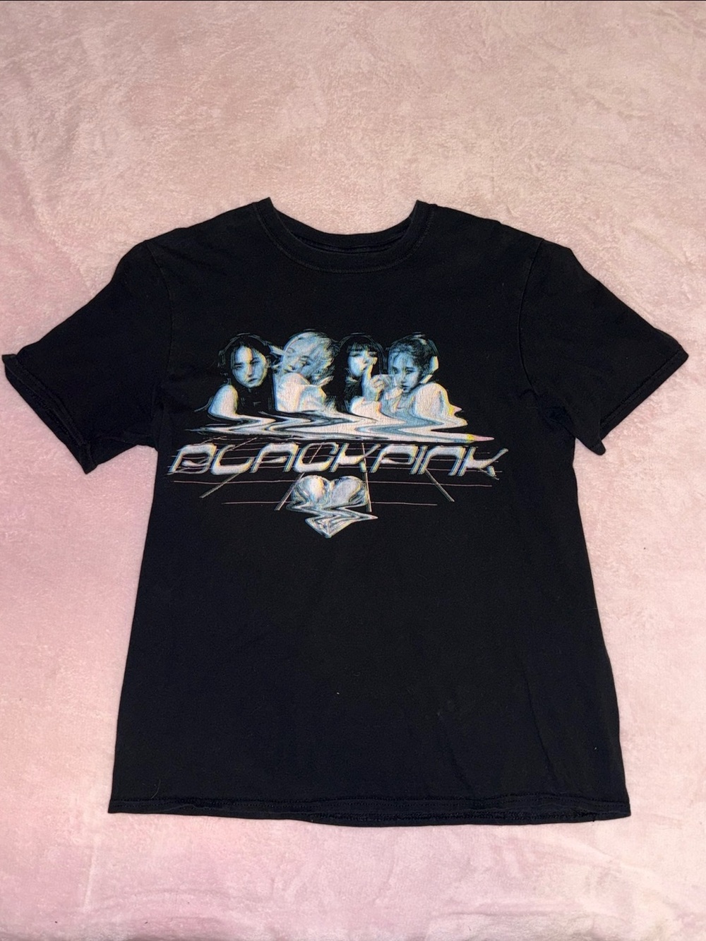 32 🖤 BLACKPINK Graphic Tee 🖤